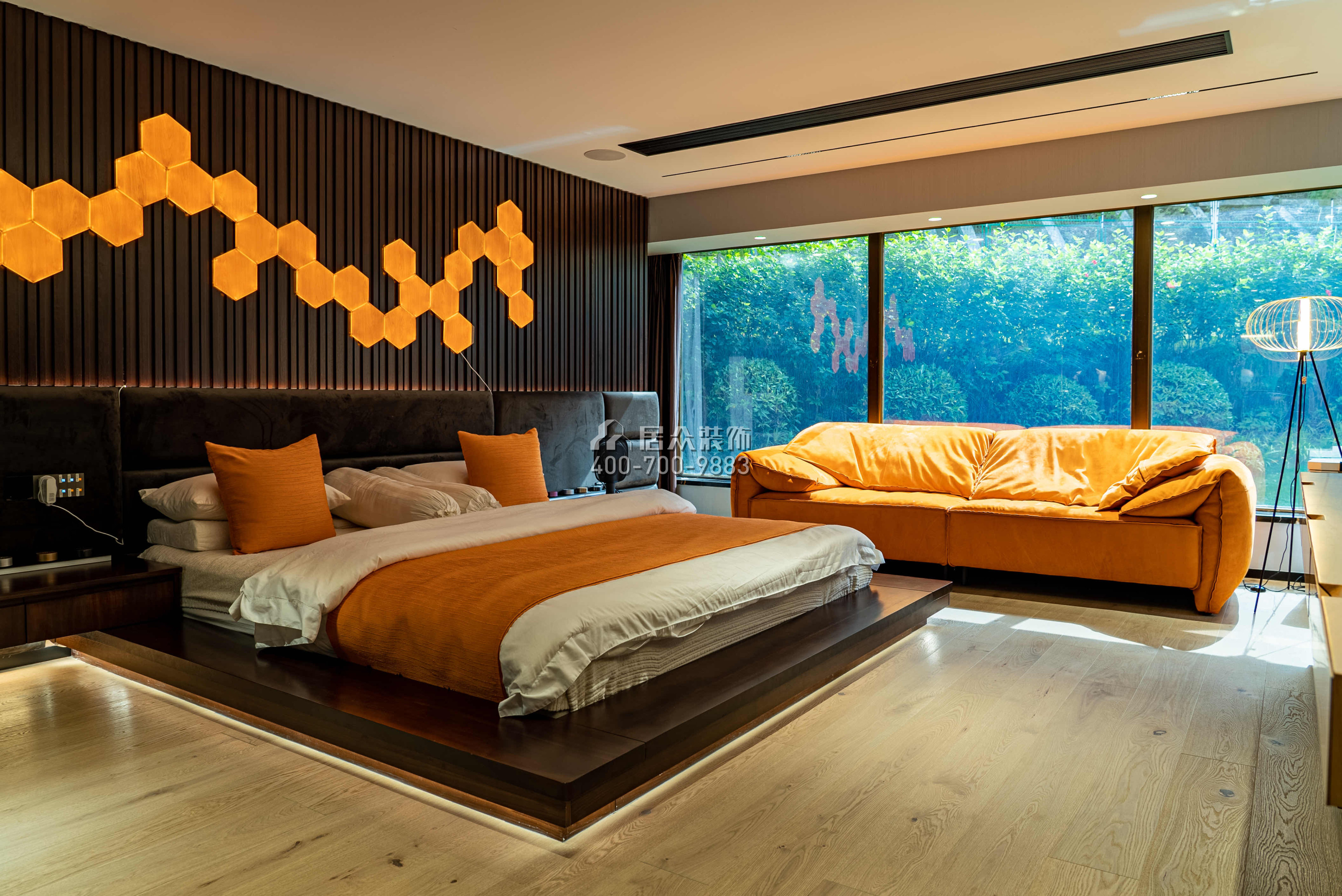 天骄御峰花园338平方米现代简约风格平层户型卧室装修效果图