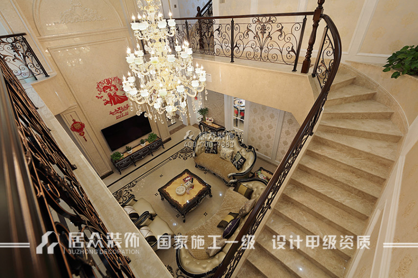 海宁自建房350平方米欧式风格别墅户型楼梯装修效果图